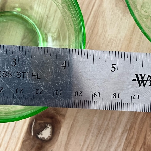 Rare Vintage 1930’s Hazel Atlas Uranium Glass Tea Cup and Saucer Shamrock Motif - Picture 7 of 10